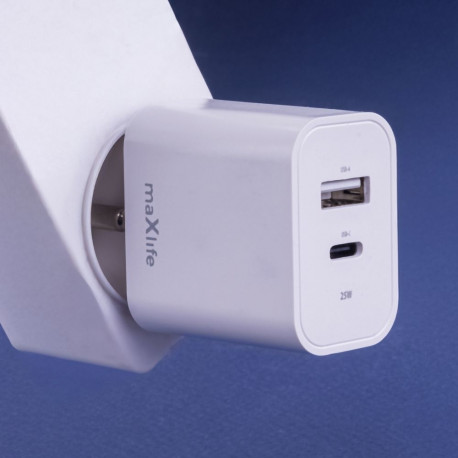 Maxlife MXTC-06-25AC PD QC charger 1x USB-C 1x USB 25W white