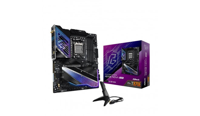 ASRock X870E Nova WiFi emaplaat