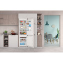 Built-in fridge Indesit INC18T112