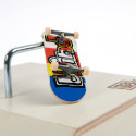 Tech Deck Performance Series, Shred Pyramid Set with Metal Rail and Exclusive Blind Fingerboard, Mad