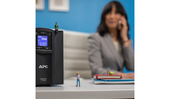 APC Smart-UPS SMC1500IC - 8x C13, USB, SmartConnect, 1500VA