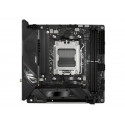 ASUS ROG STRIX B650E-I GAMING WIFI mITX emaplaat