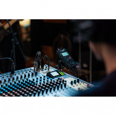 Audio Recorder - Tascam DR-40X 4-Channel USB Black