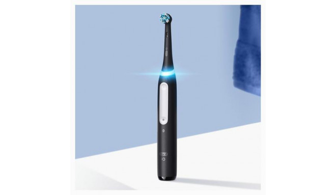 Oral-B iO 4 Adult Rotating toothbrush Black