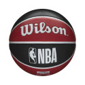Ball Wilson NBA Team Chicago Bulls Ball WTB1300XBCHI (7)