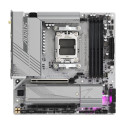 Mainboard|GIGABYTE|AMD B650|SAM5|Micro-ATX|Memory DDR5|Memory slots 4|1xPCI-Express 4.0 4x	|1xPCI-Ex