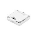 NETGEAR WBE750 11530 Mbit/s White Power over Ethernet (PoE)