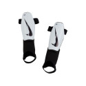Nike Charge DX4610-100 shin guards (M (160-170cm))