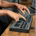 AKAI MPK Mini MK3 juhtklaviatuur Pad kontroller MIDI USB Must, Hall