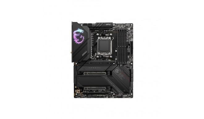 MSI MPG X670E CARBON WIFI motherboard