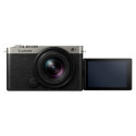 Panasonic Lumix DC-S9N + LUMIX S 18-40mm / F3.5-5.6 (DC-S9 + S-R1840) (Silver)