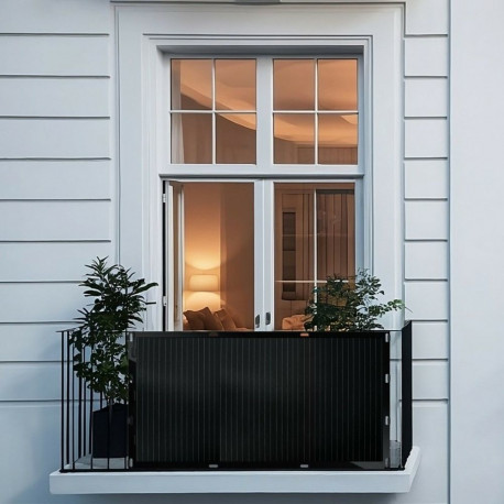 Self-installable Solar Kit Flex Full Black 800W x4 ultralight and flexible solar panels. Recommended