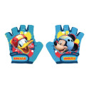 Kindad Mickey, sinised