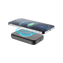 Cellularline Ring MAG 5000 - Power bank indukcyjny 5000mAh 7.5W MagSafe z funkcją standu (czarny)