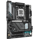 "AM5 Gigabyte B850 GAMING X WIFI6E"