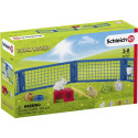 Schleich Farm World        42500 Rabbit and guinea pig hutch