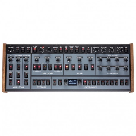 Oberheim OB-X8 Desktop polüfooniline analoogsüntesaator