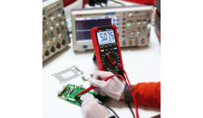 Uni-T multimeeter PRO UT195E