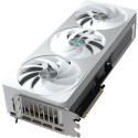 "RTX 5070 Ti 16GB Gigabyte Aero OC GDDR7 3 Fan white"