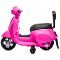Jeździk akumulatorowy Scooter Vespa z siedzeniem z ekoskóry z przeszyciem i oparciem fuksja