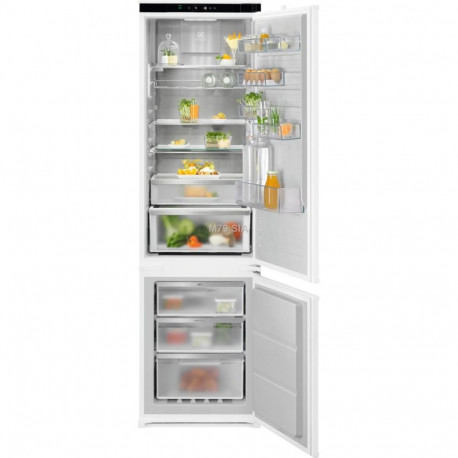 Electrolux 800 Series NoFrost 269 L augstums 189 cm - Iebuvejams ledusskapis