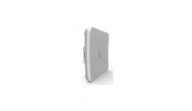 RBSXTsq5nD with 16dBi 5GHz antenna Dual Chain 802.11an wireless 600MHz CPU 64MB RAM 1 x LAN POE PSU 