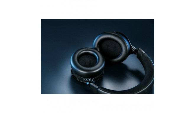 Razer Kraken V4 Pro juhtmega ja juhtmevaba peapaelaga mänguri USB Type-A Bluetooth must