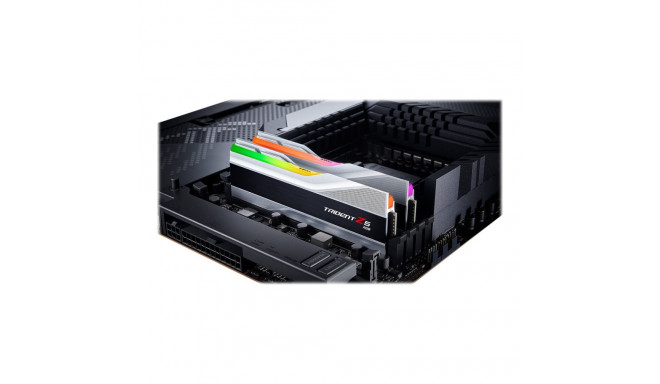 G.Skill Trident Z5 RGB 32 GB DDR5 5600 MHz PC/server registreerimata ECC-ta