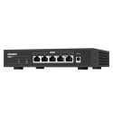 QNAP QSW-1105-5T network switch Unmanaged Gigabit Ethernet (10/100/1000) Black