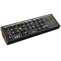 Behringer MODEL 15 - analoog-süntesaator