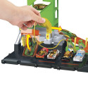 Hot Wheels City super laadimis tankla 1:64 mõõtkavas mänguautoga