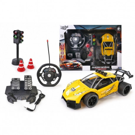 Auto R/C rooliga ja pedaalidega
