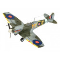 Model plastikust bf109g-10 ja spitfire mk.v