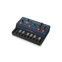Behringer JT-4000M MICRO hübriid süntesaator