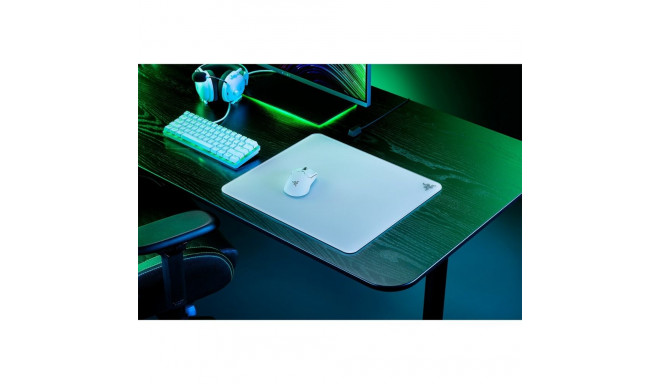 "Razer Atlas white"