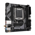 Gigabyte B650I AX 1.0 Protsessoripere AMD Protsessori pesa AM5 DDR5 DIMM Toetatud kõvaketta liidesed