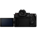Panasonic Lumix DC-S5 II + 24-60mm