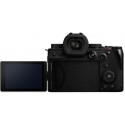 Panasonic Lumix DC-S5 IIX + 24-60mm