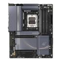 Gigabyte B850 AI TOP emaplaat - AMD Ryzen 9000 seeria protsessorid, 16+2+2 faasi digitaalne VRM, kun