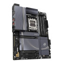 Gigabyte B850 AI TOP emaplaat - AMD Ryzen 9000 seeria protsessorid, 16+2+2 faasi digitaalne VRM, kun