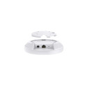 Omada BE3600 Ceiling Mount Dual-Band Wi-Fi 7 port: 1×2.5G RJ45 Port SPEED: 688Mbps at 2.4 GHz + 2880