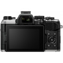 OM SYSTEM OM-5 Mark II + 14-150mm, silver