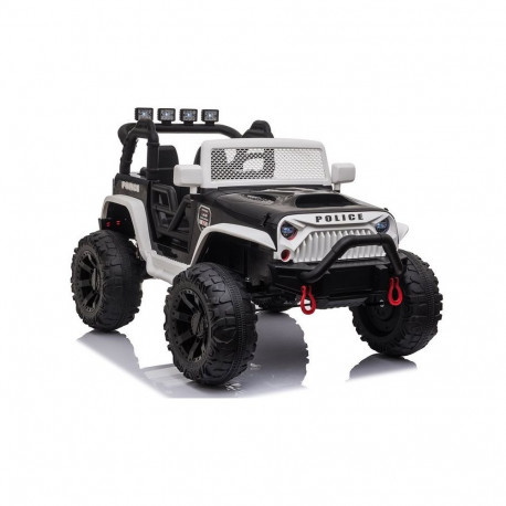 JC666 valge politsei akuga auto