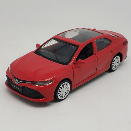 MSZ metallist mudelauto Toyota Camry skaala 1:43