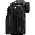 Fujifilm X-T5 + Tamron 11-20mm, must