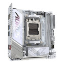 Gigabyte X870I Aorus Pro Ice emaplaat