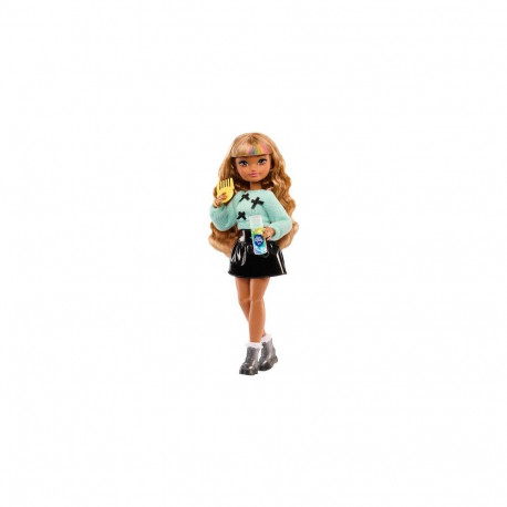 Barbie Dream Besties Zia Fashion Doll with 7 Hair &amp; Moon Themed Accessories