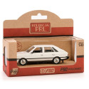 Pojazd prl fso polonez- biały