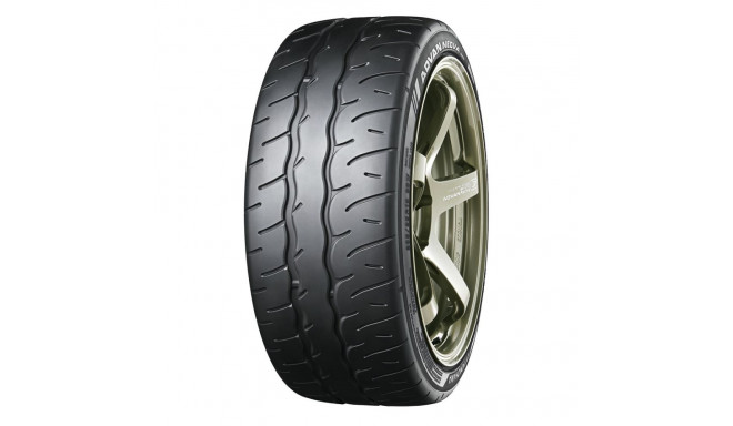 rehv 275/40 R19 Yokohama ADVAN AD09