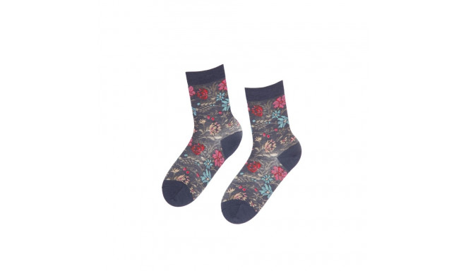 SOKISAHTEL MIINA tumesinised meriinovillased sokid naistele 444